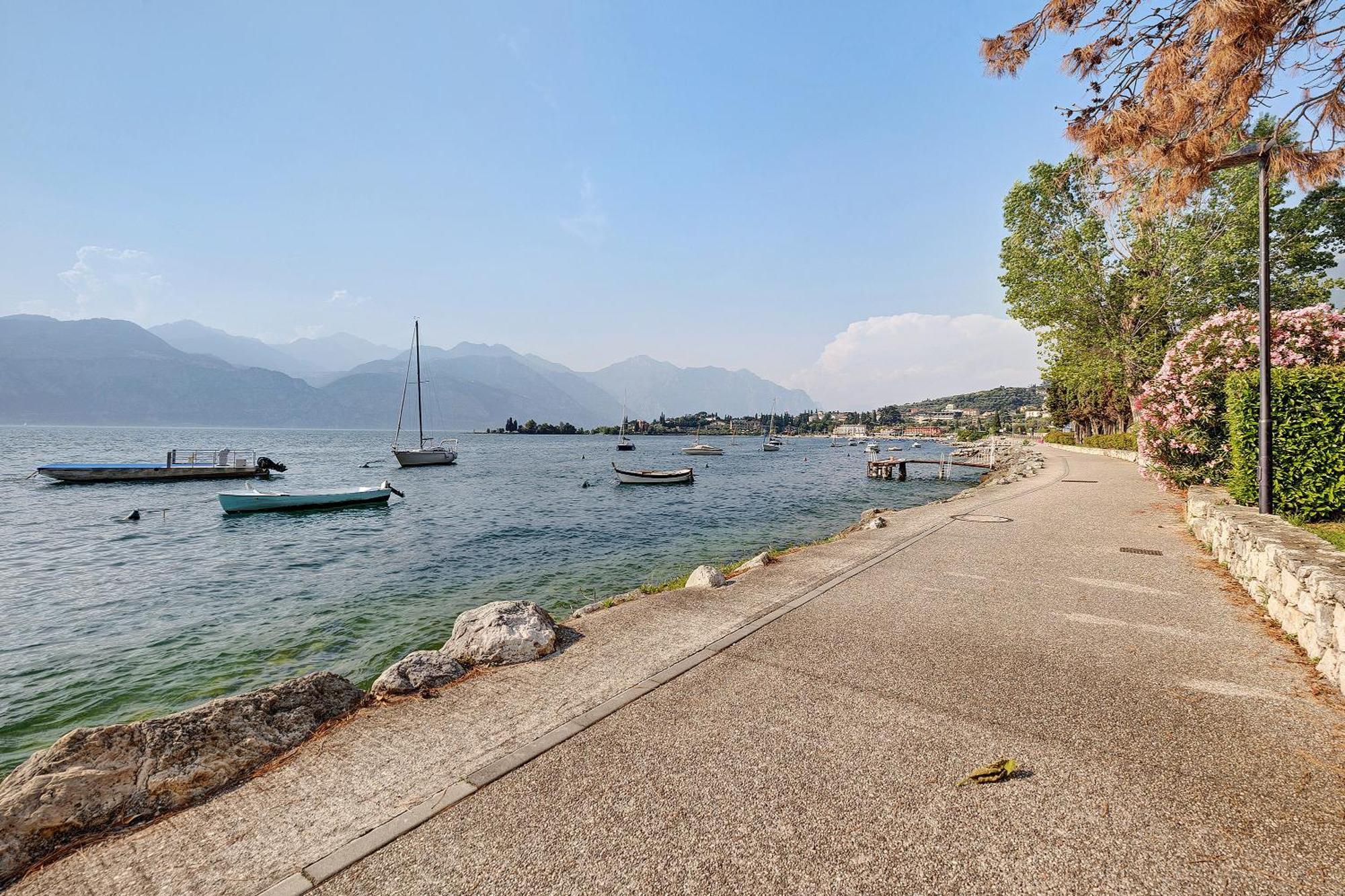 Apt Theo Val Di Sogno Garda Lake Malcesine Exterior foto